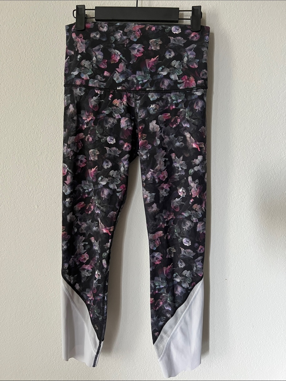 Lululemon Wunder Under Crop High-Rise *Roll Down Scallop Full-On Luxtreme